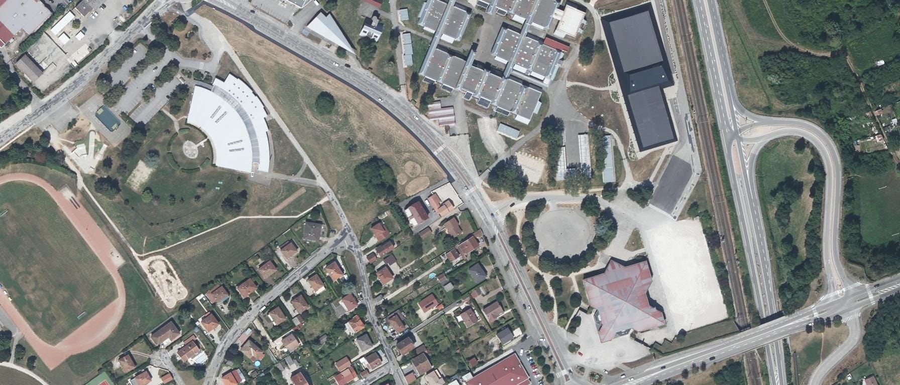 Lycée De La Plaine De L'Ain