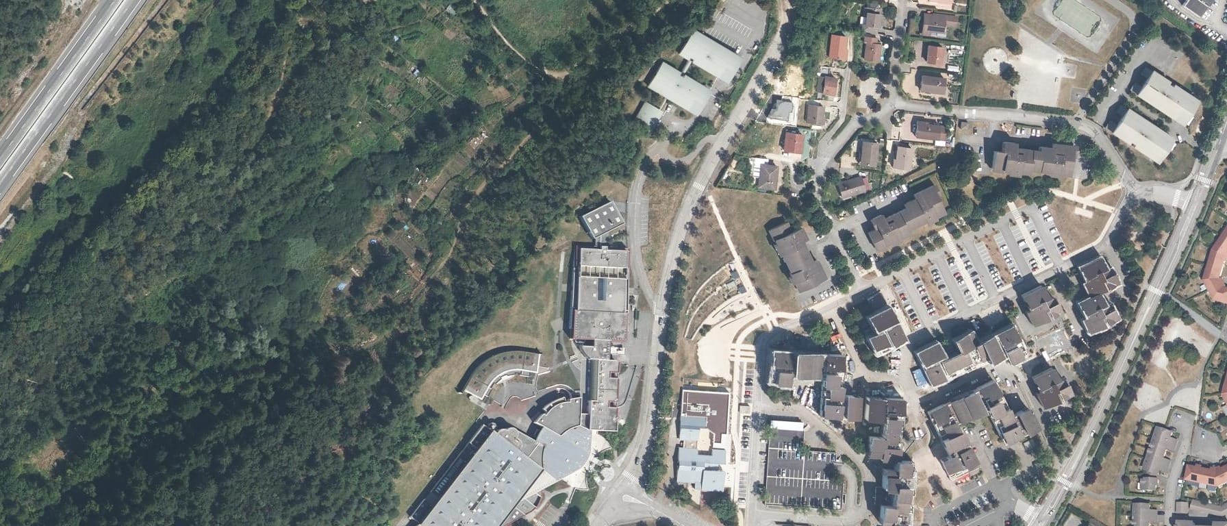 Vue aérienne de INSA Lyon - Antenne de Oyonnax (Bellignat - 01)