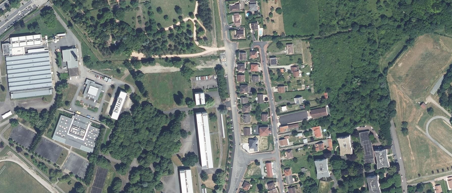 Vue aérienne de Lycée Général et Technologique Albert Londres