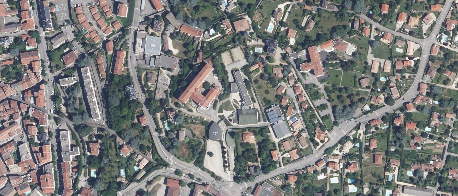 Vue aérienne de Institut Supérieur Saint-Denis (Annonay - 07)