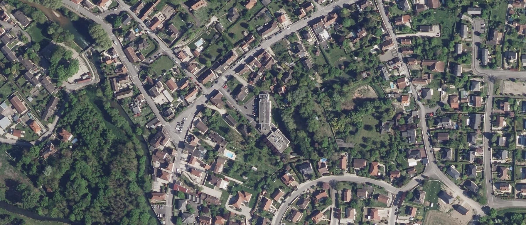 Vue aérienne de CFA de la pharmacie de Champagne méridionale