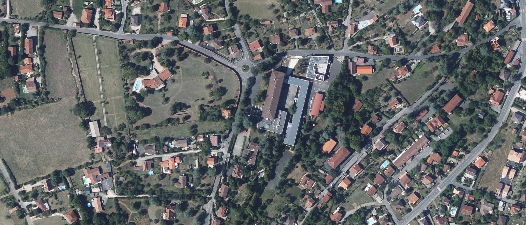 Vue aérienne de L.E.G.T.A. Villefranche de Rouergue