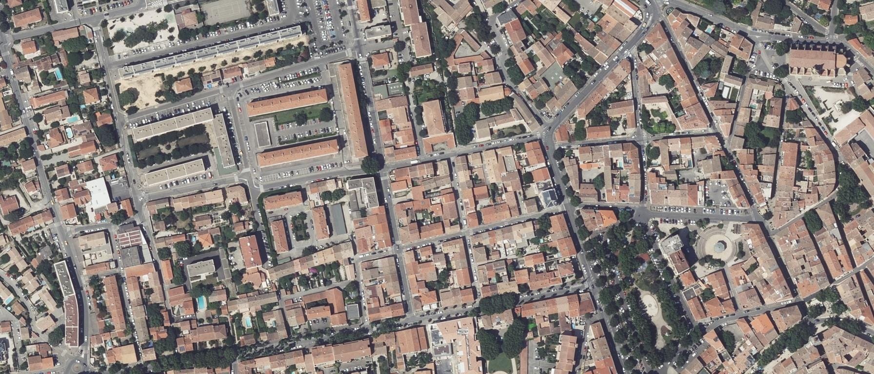 Vue aérienne de ECOLE SILVYA TERRADE - Salon