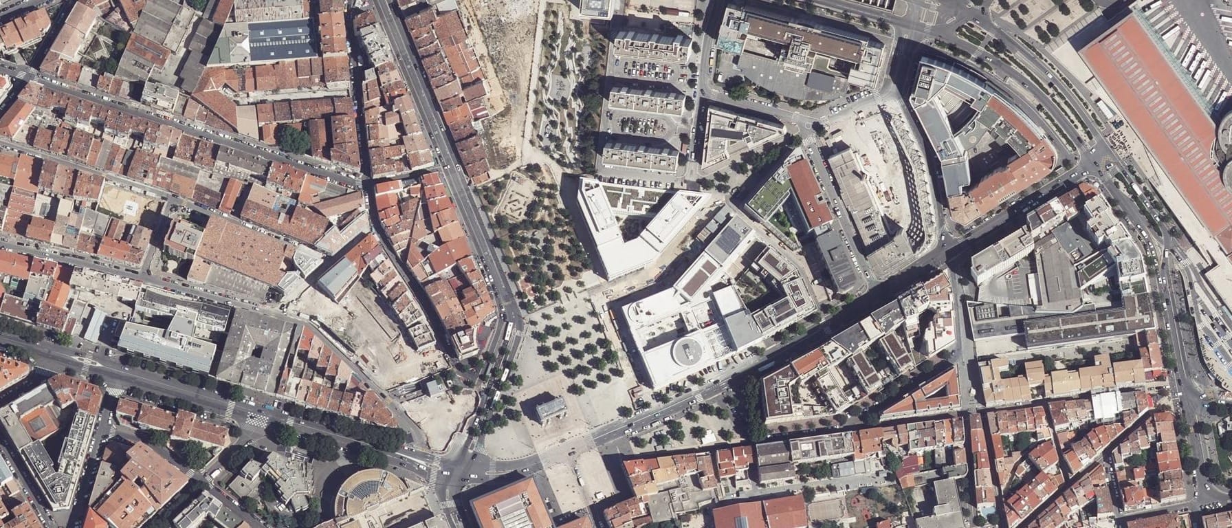Vue aérienne de EPITECH - Campus de Marseille (Marseille  3e  Arrondissement - 13)