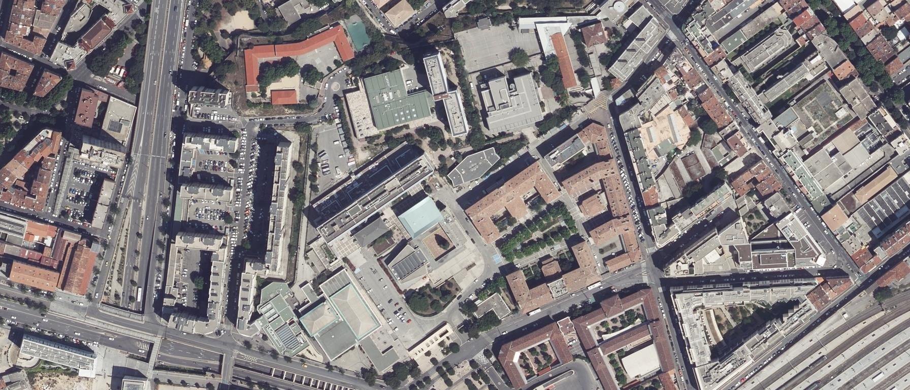 Vue aérienne de Aix-Marseille Université - Site de Marseille Saint Charles