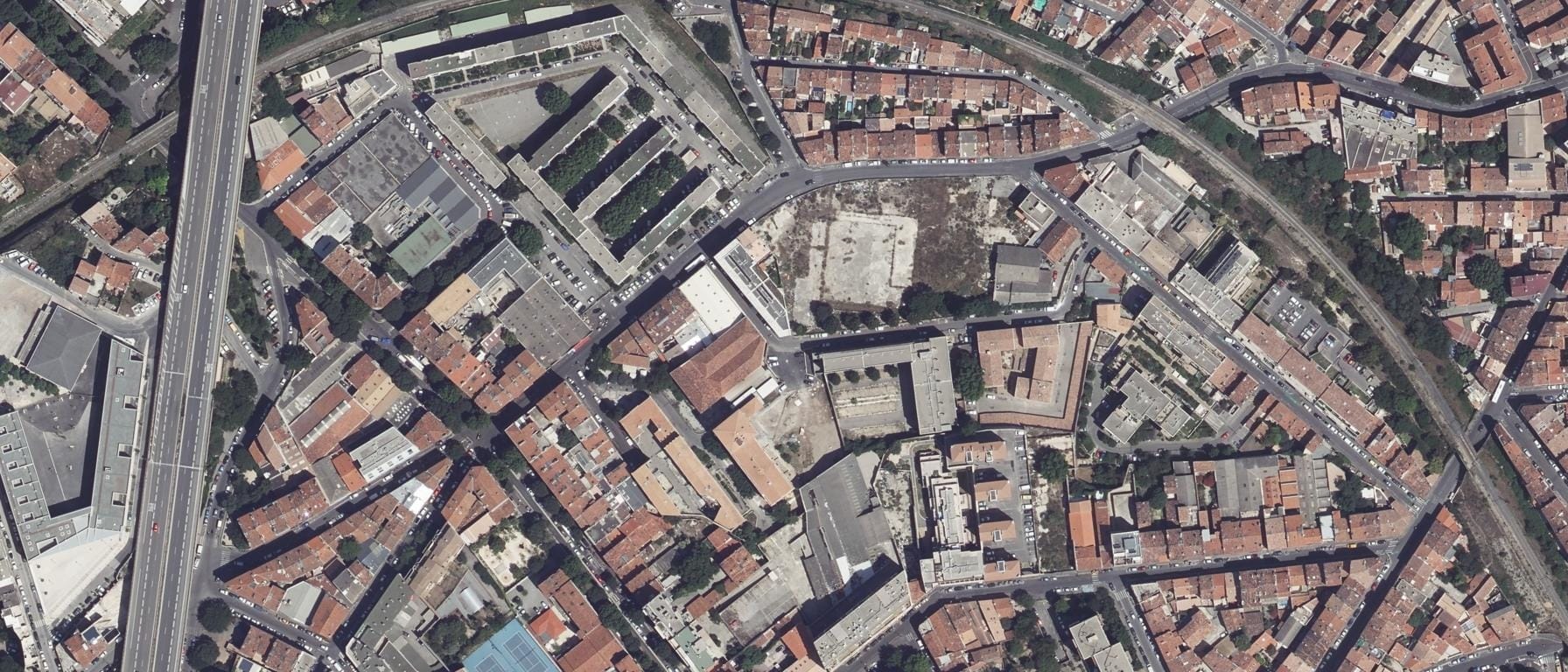 Vue aérienne de EMD ECOLE DE MANAGEMENT (Marseille  3e  Arrondissement - 13)