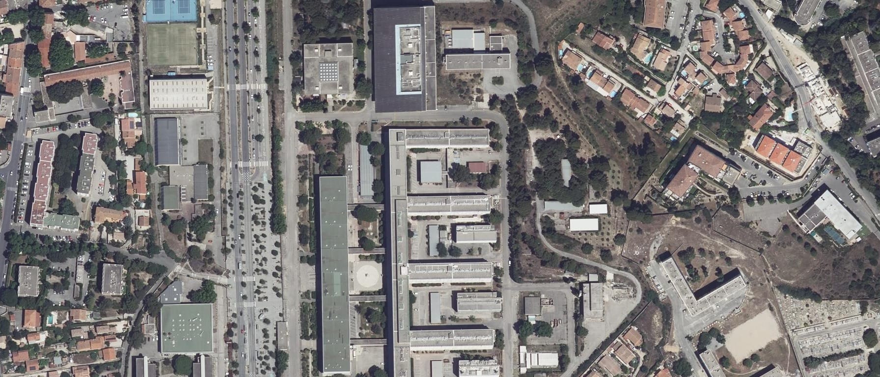Vue aérienne de Aix-Marseille Université - Site de Marseille Saint-Jérôme