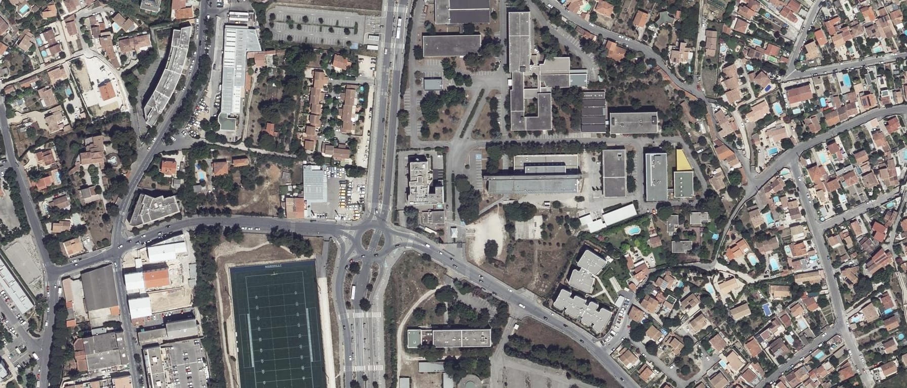Vue aérienne de IUT Aix-Marseille - Site de Marseille St Jérôme