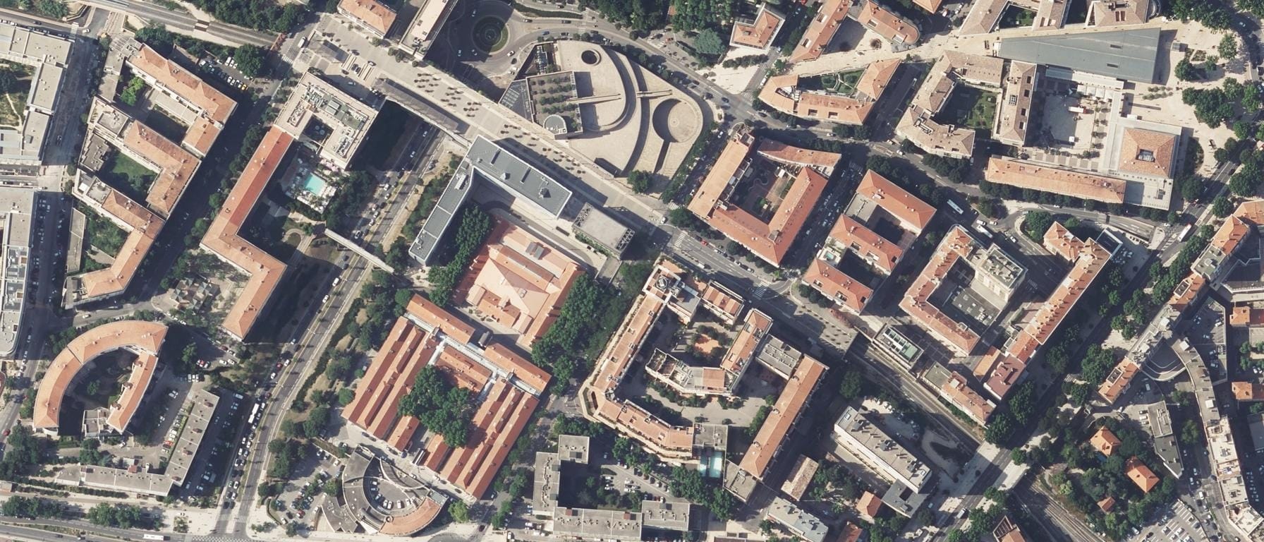 Vue aérienne de ECOLE PRIVE PIGIER LE COURS MESSIDORO SITE D'AIX EN PROVENCE