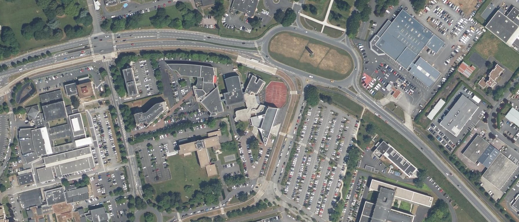Vue aérienne de EM Normandie - Programme Grande Ecole - Campus de Caen