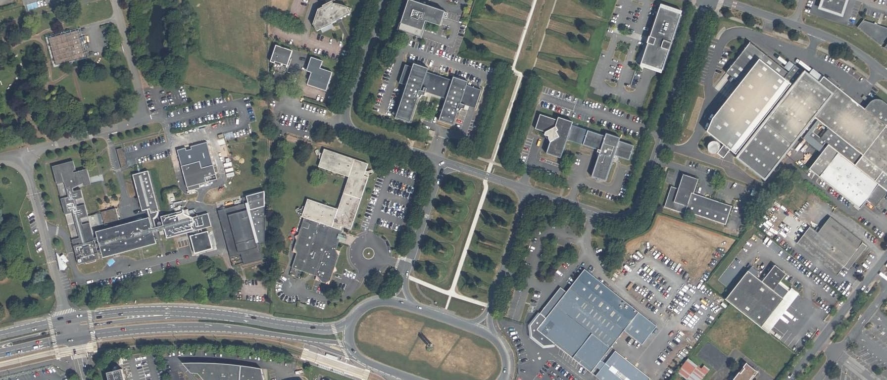 Vue aérienne de CESI - Ecole d'ingénieurs - Campus de Caen