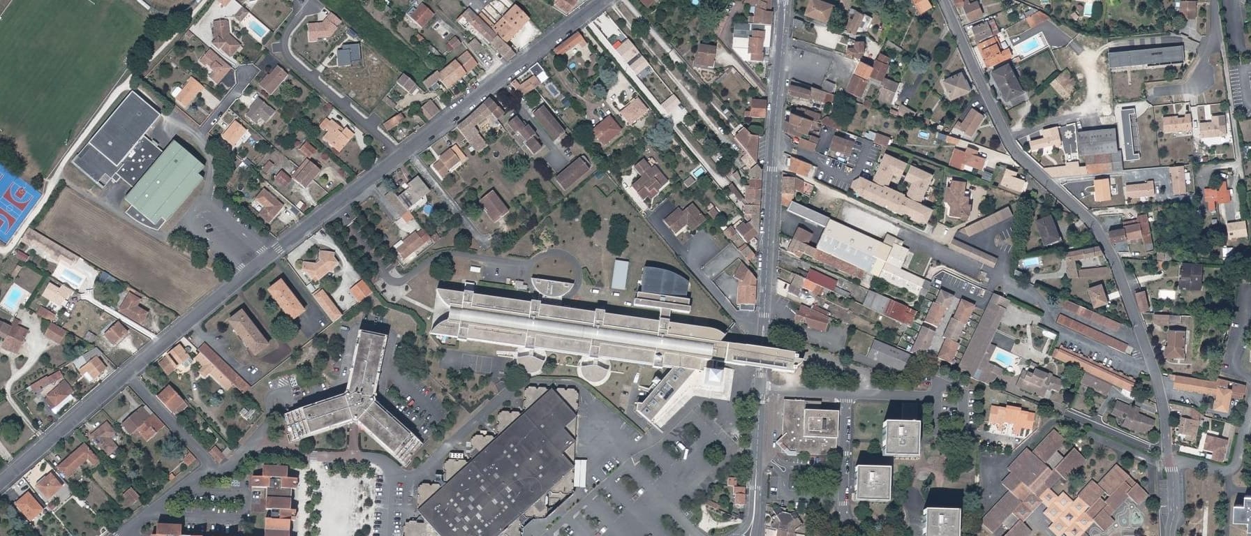 Vue aérienne de Lycée Image et Son