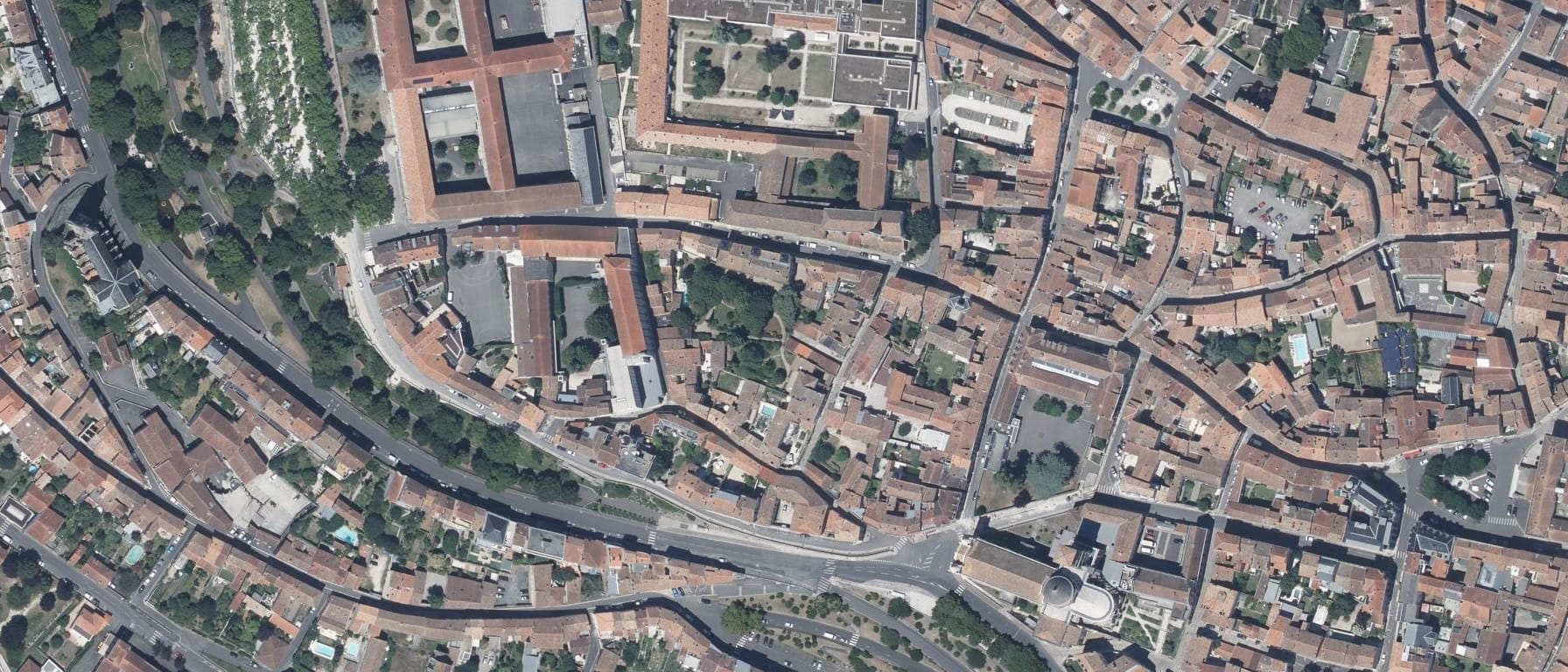 Vue aérienne de INSPE de l'académie de Poitiers : site du Campus d'Angoulême