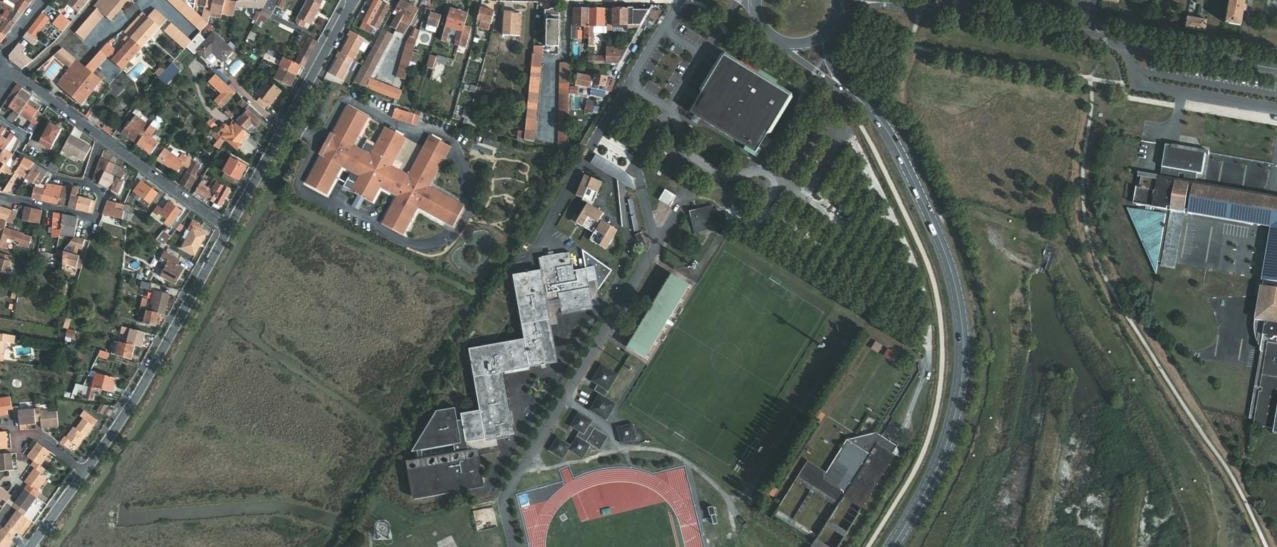 Vue aérienne de Lycée professionnel Gilles Jamain