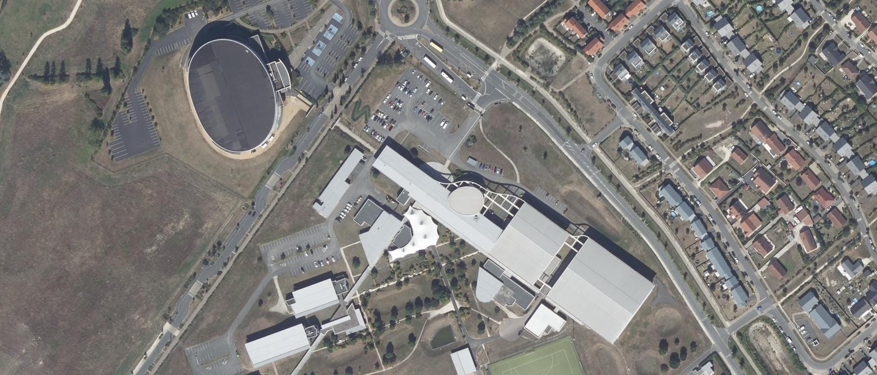 Vue aérienne de CREPS du Centre