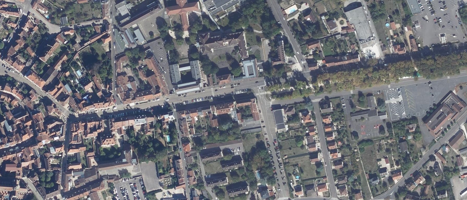 Vue aérienne de Lycée Anna Judic Semur en Auxois