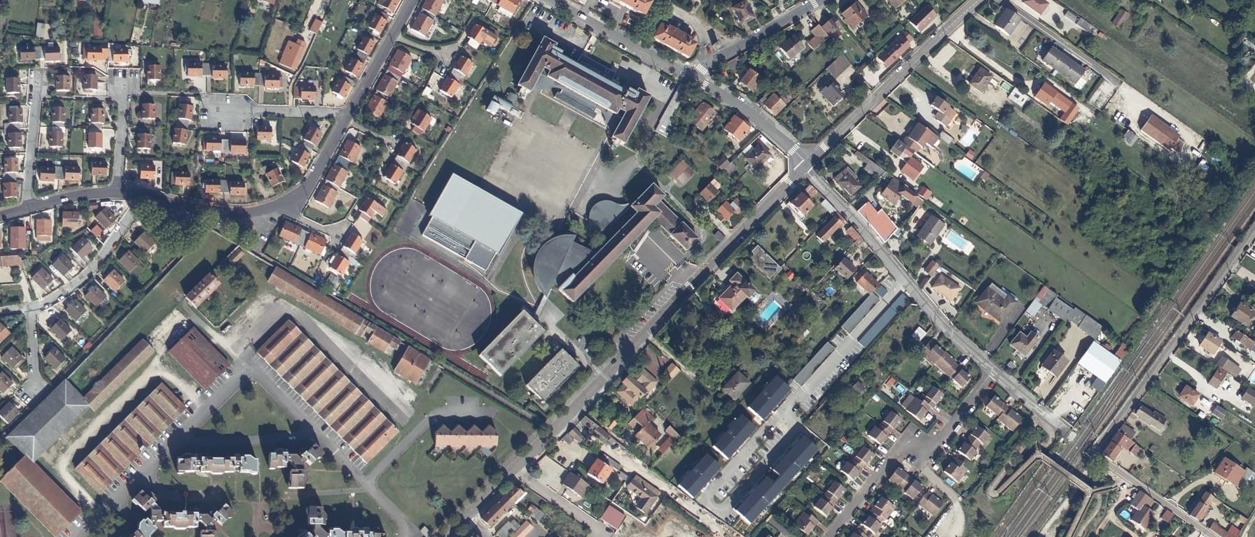 Vue aérienne de Lycée E.J.Marey