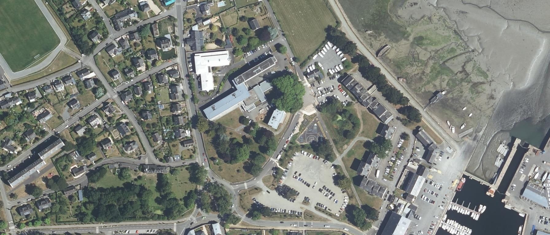 Vue aérienne de Lycée professionnel maritime Pierre Loti