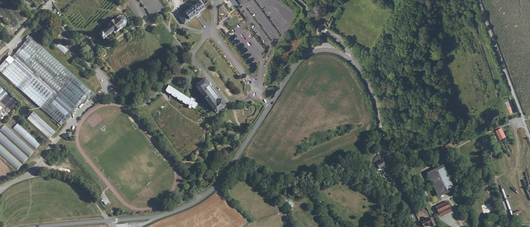 Vue aérienne de Lycée agricole St ILAN