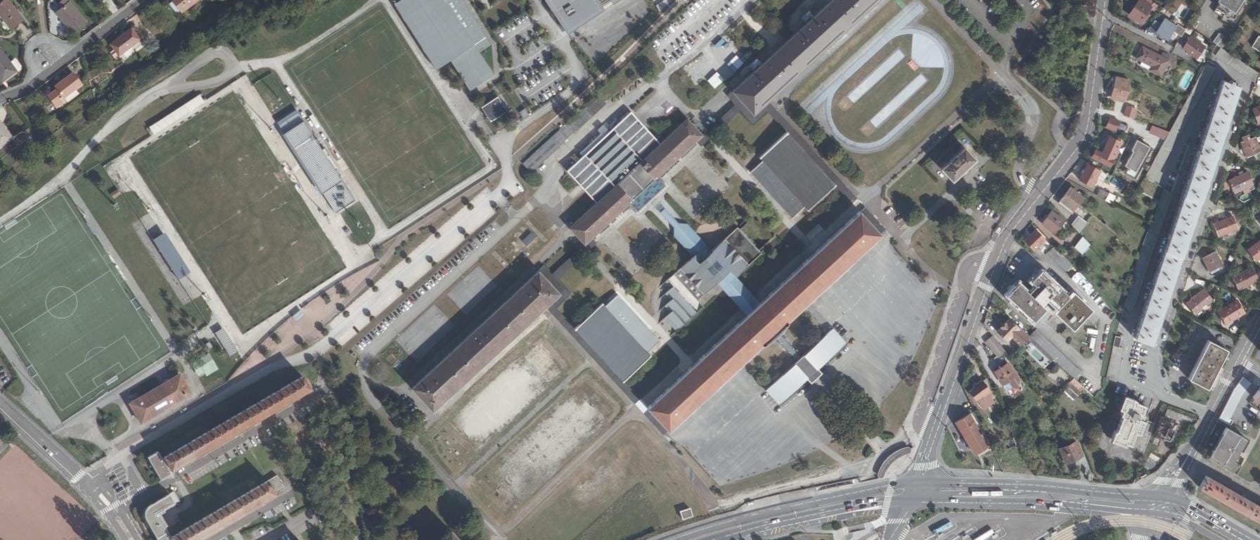 Vue aérienne de Lycée Louis Pergaud