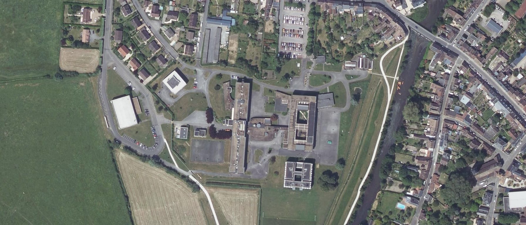 Vue aérienne de Lycée Remi Belleau