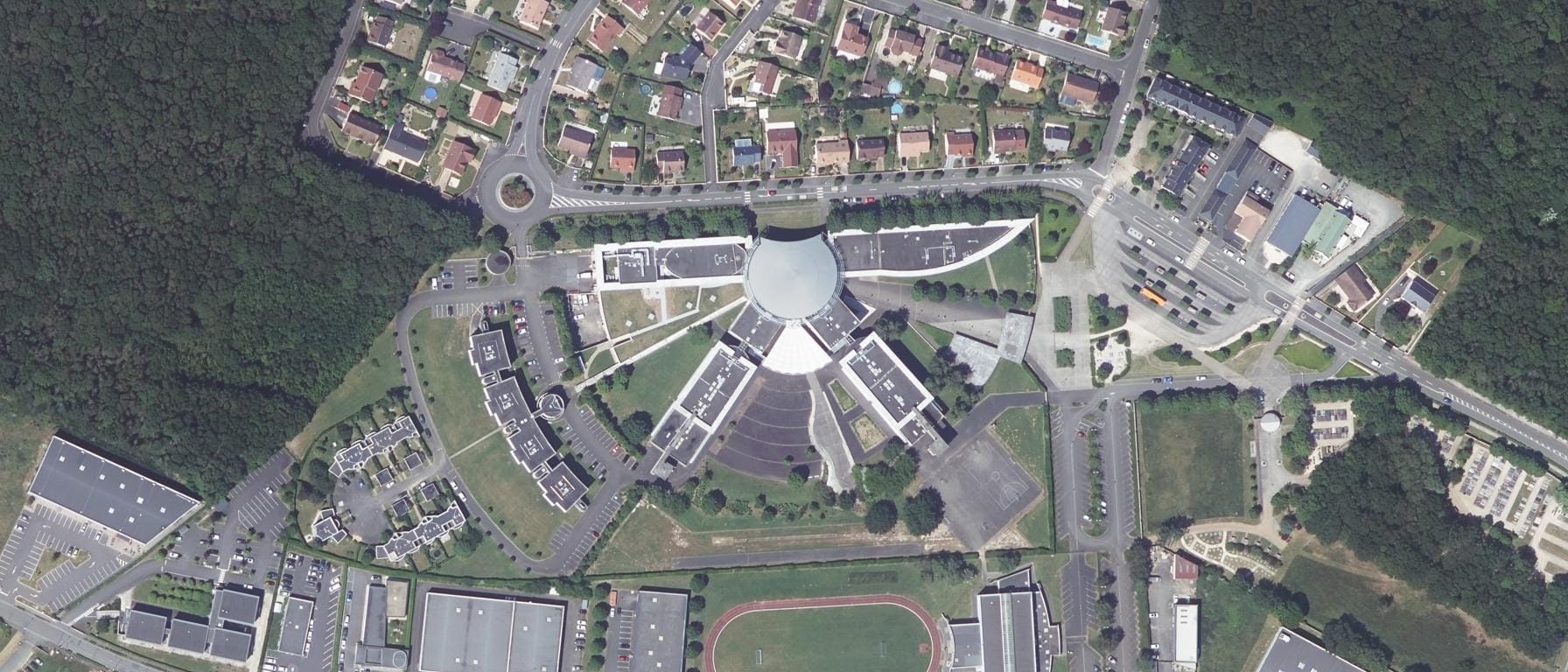 Vue aérienne de Lycée Silvia Monfort