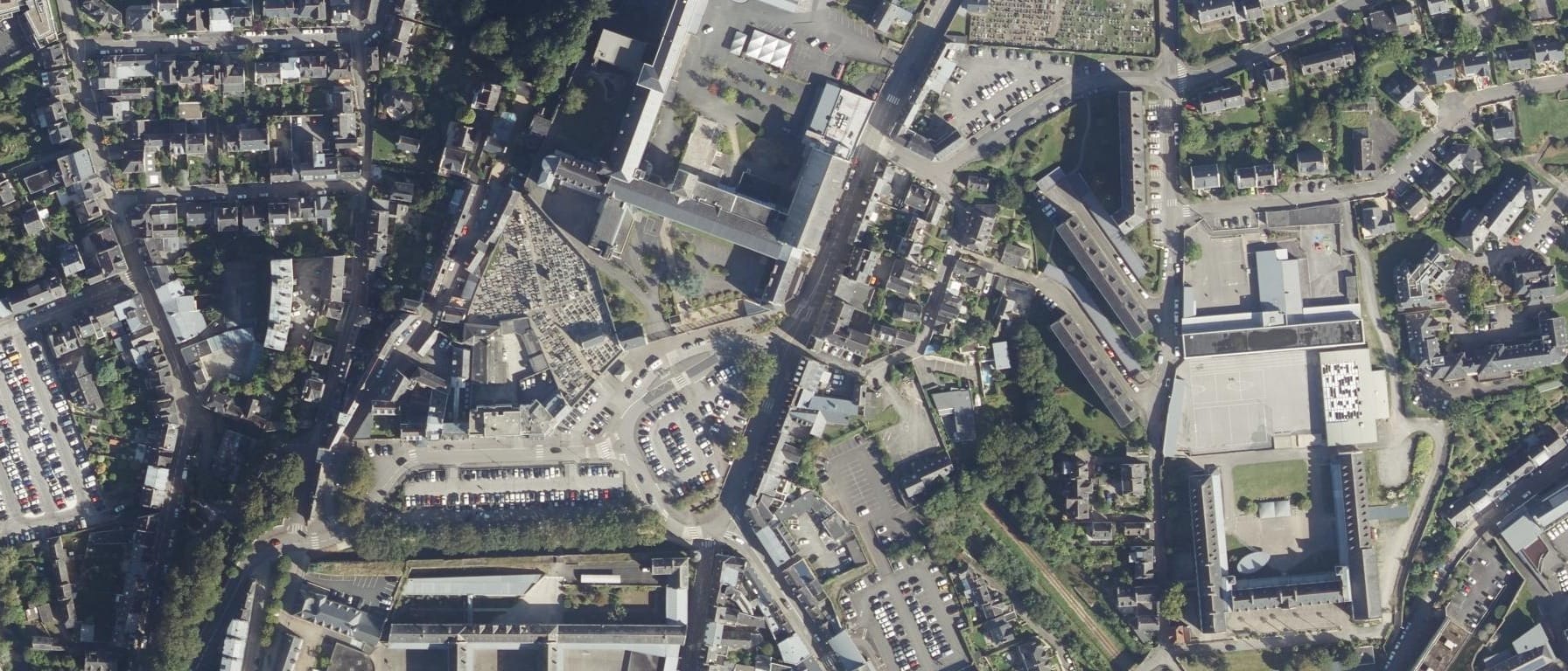 Vue aérienne de Le Likès Lasalle Quimper - UFA Arep 29