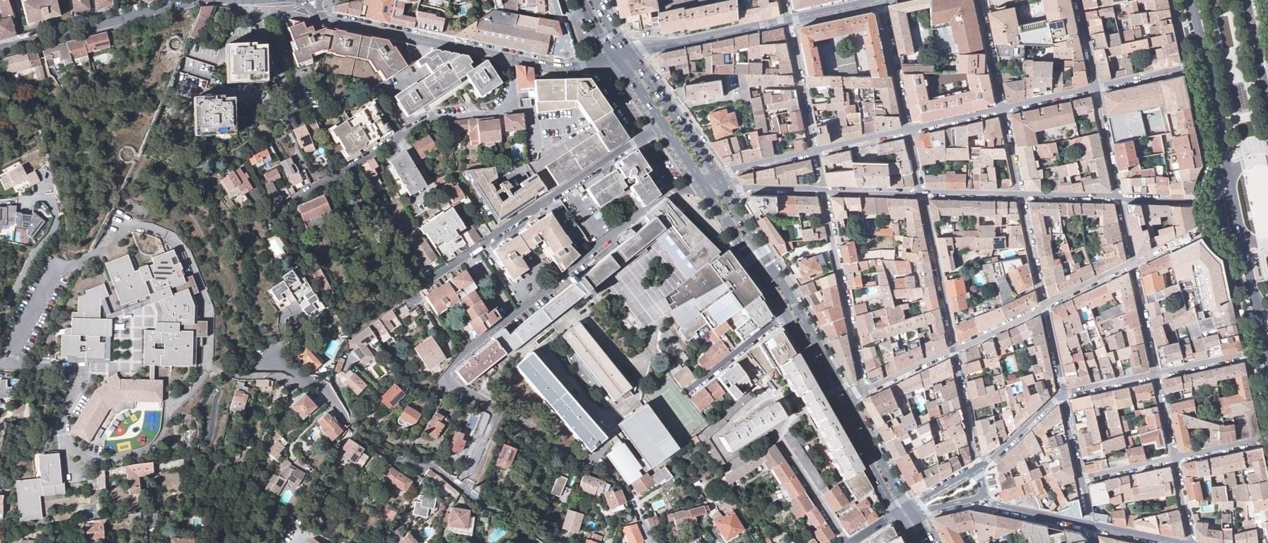 Vue aérienne de Lycée Albert Camus / GRETA-CFA Gard - Lozère