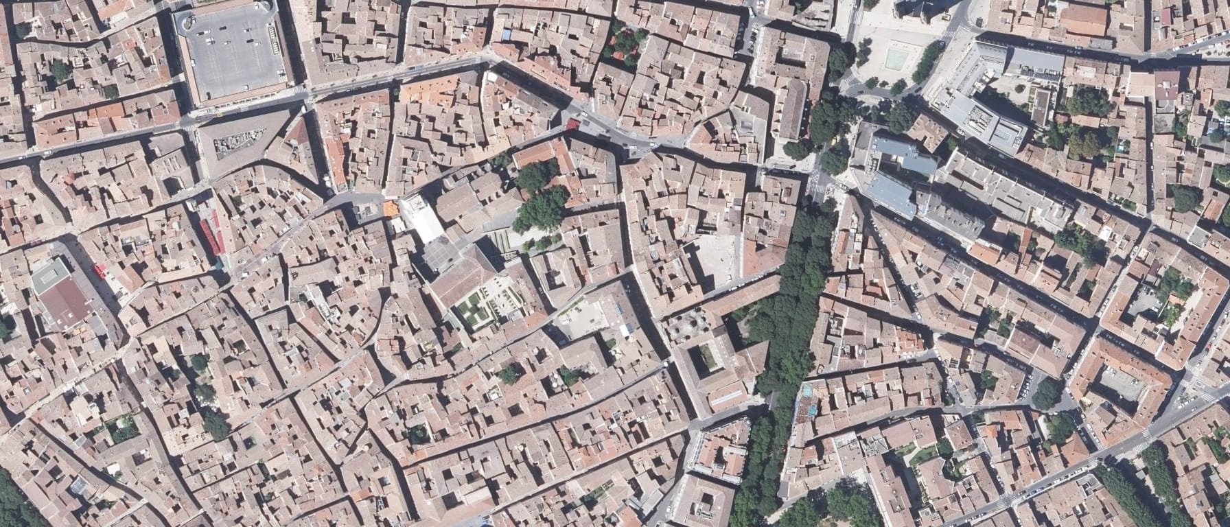 Vue aérienne de École supérieure des beaux-arts de Nîmes