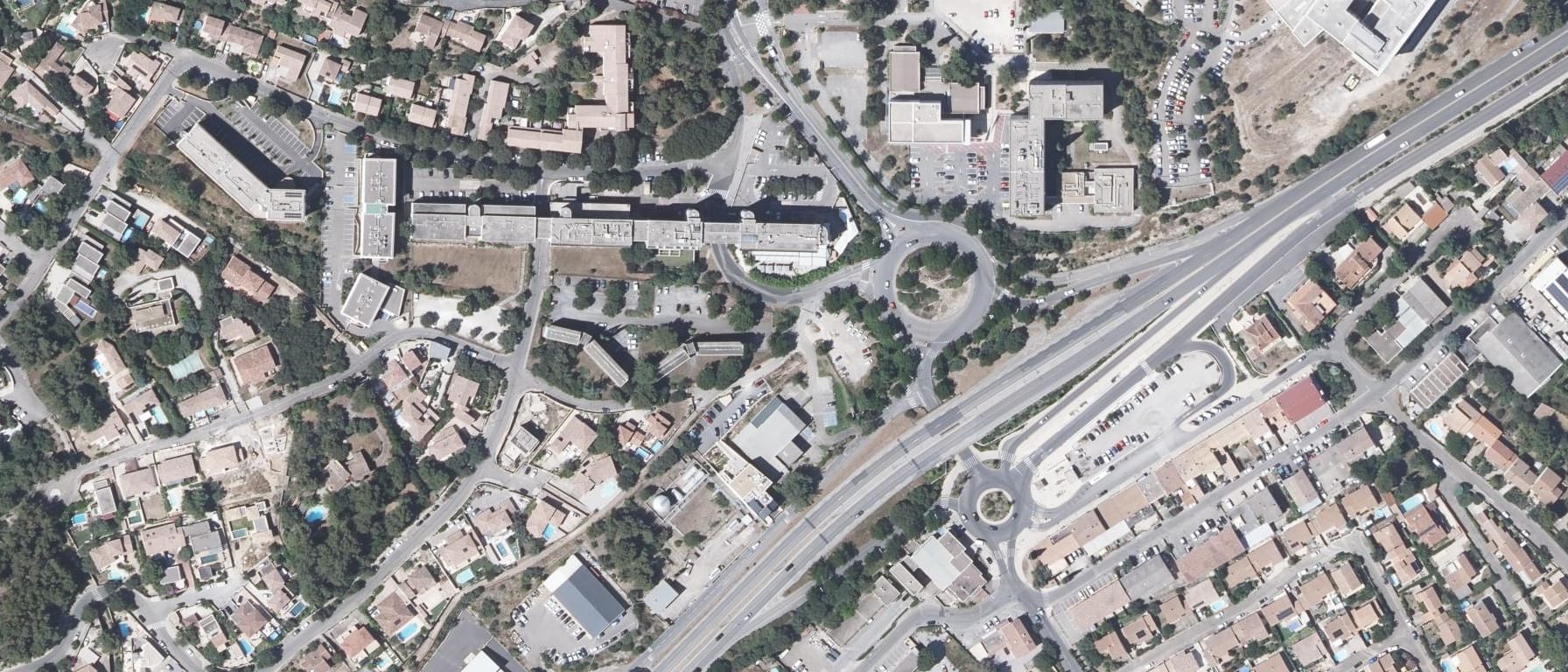 Vue aérienne de International Business School and Tourism Management Vatel (Nîmes - 30)