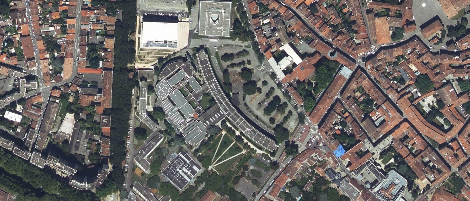 Vue aérienne de INSTITUT NATIONAL DES FORMATIONS NOTARIALES - Site de Toulouse