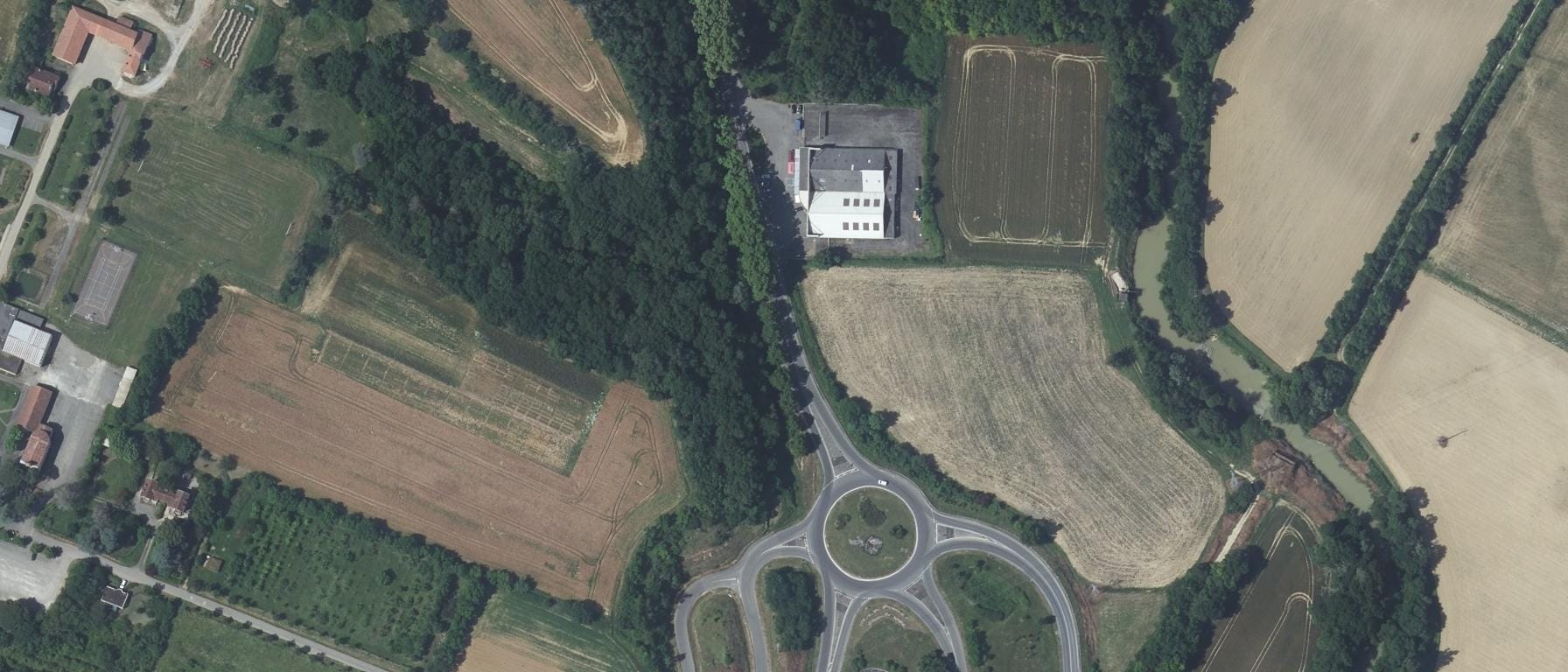 Vue aérienne de L.E.G.T.A. Beaulieu-Lavacant