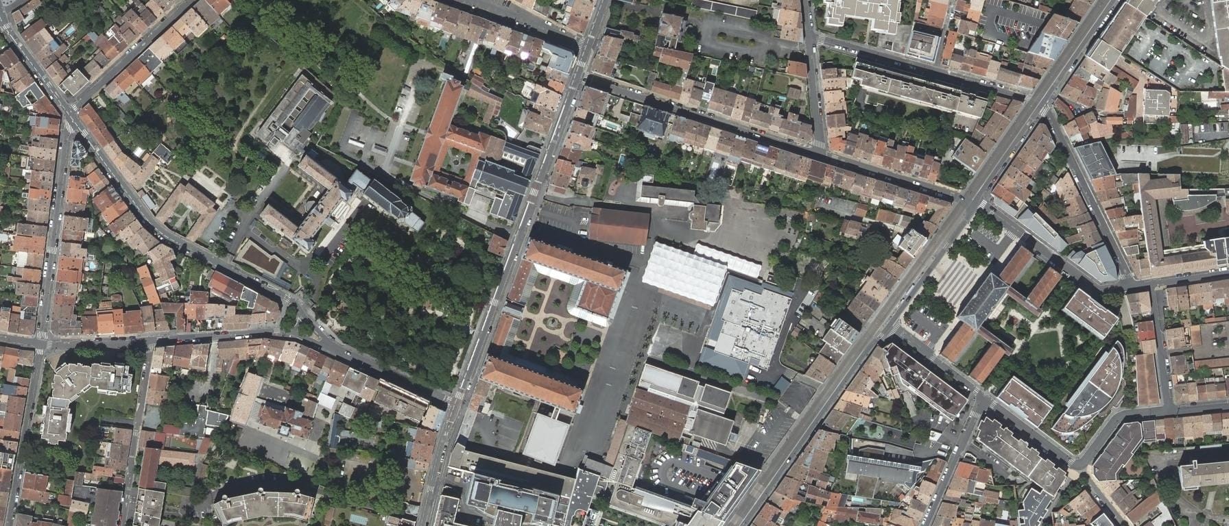 Vue aérienne de Lycée Professionnel St Genes La Salle