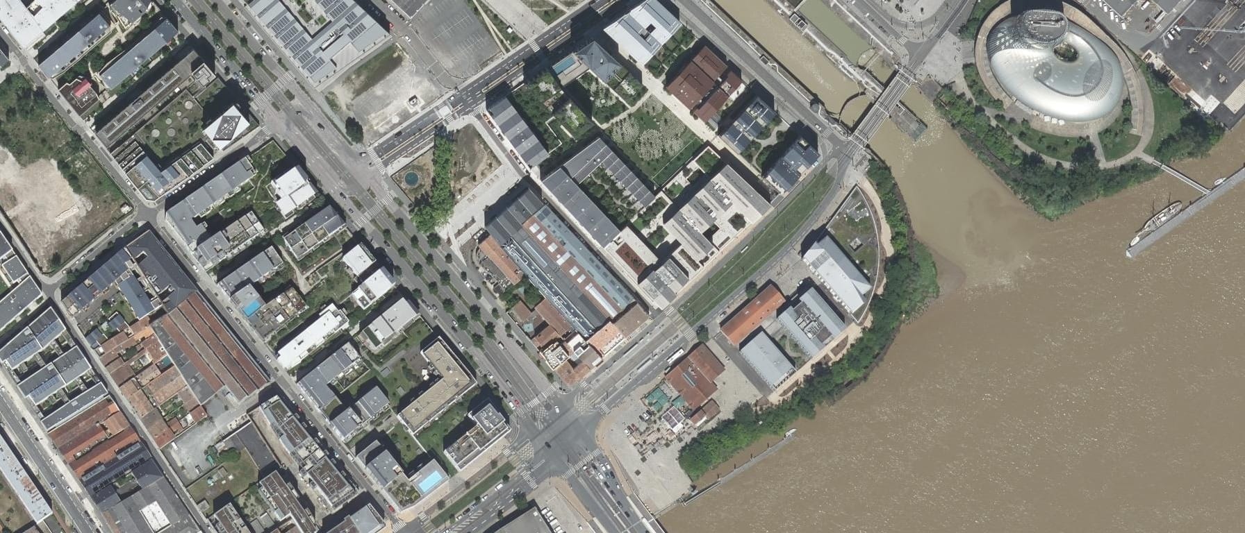 Vue aérienne de NOSCHOOL (Bordeaux - 33)