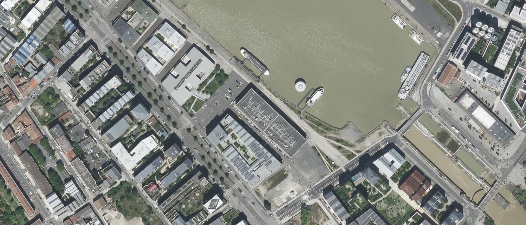 Vue aérienne de Suptertiaire Immobilier Bordeaux (33)