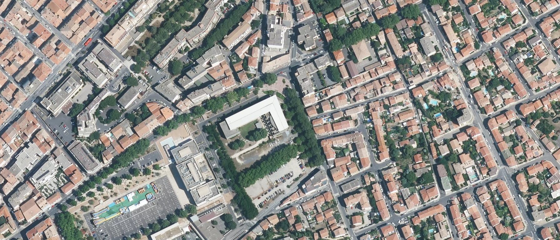 Vue aérienne de Université Paul Valery - Centre Universitaire Du Guesclin - Béziers