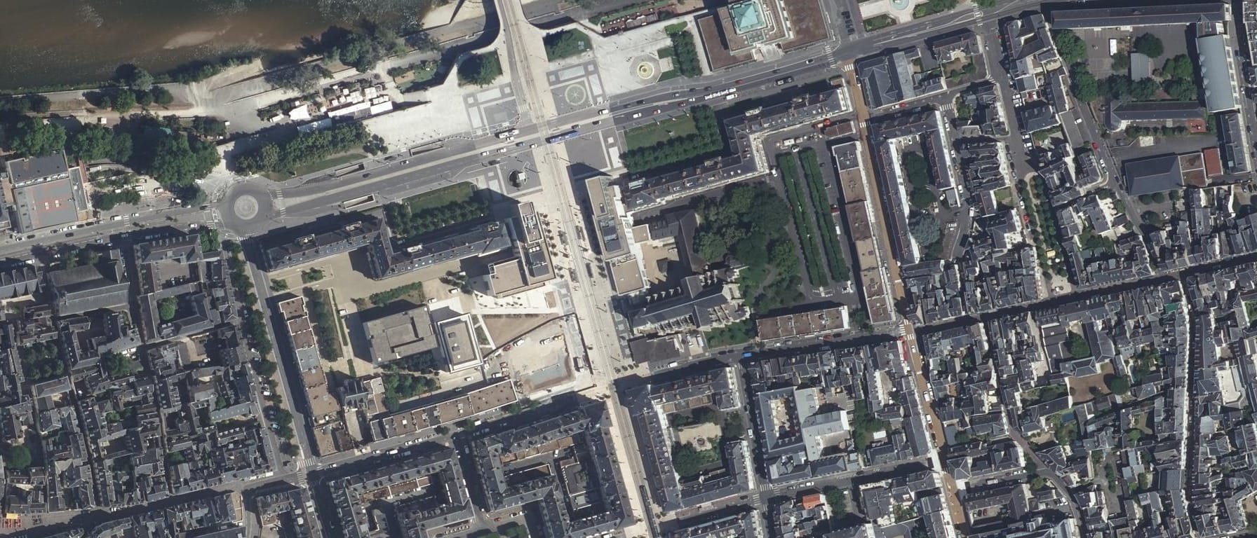 Vue aérienne de Ecole Sup. Tourangelle de TOURS