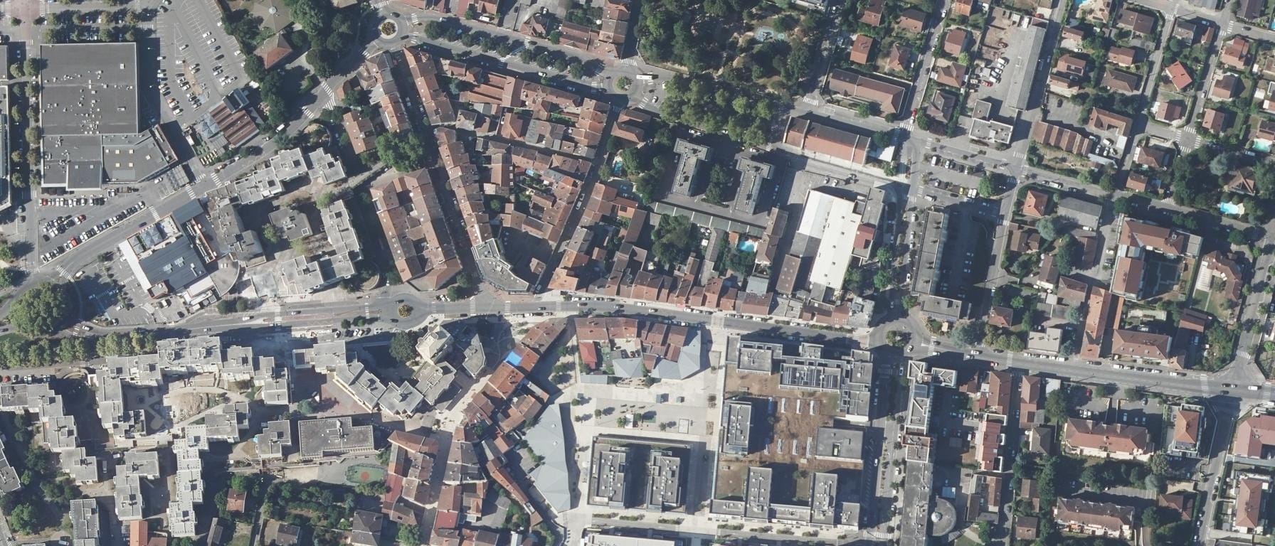 Vue aérienne de CFA - INSTITUT SUPERIEUR DE LA CUISINE ET DE LA RESTAURATION - ISCR - BOURGOIN JALLIEU