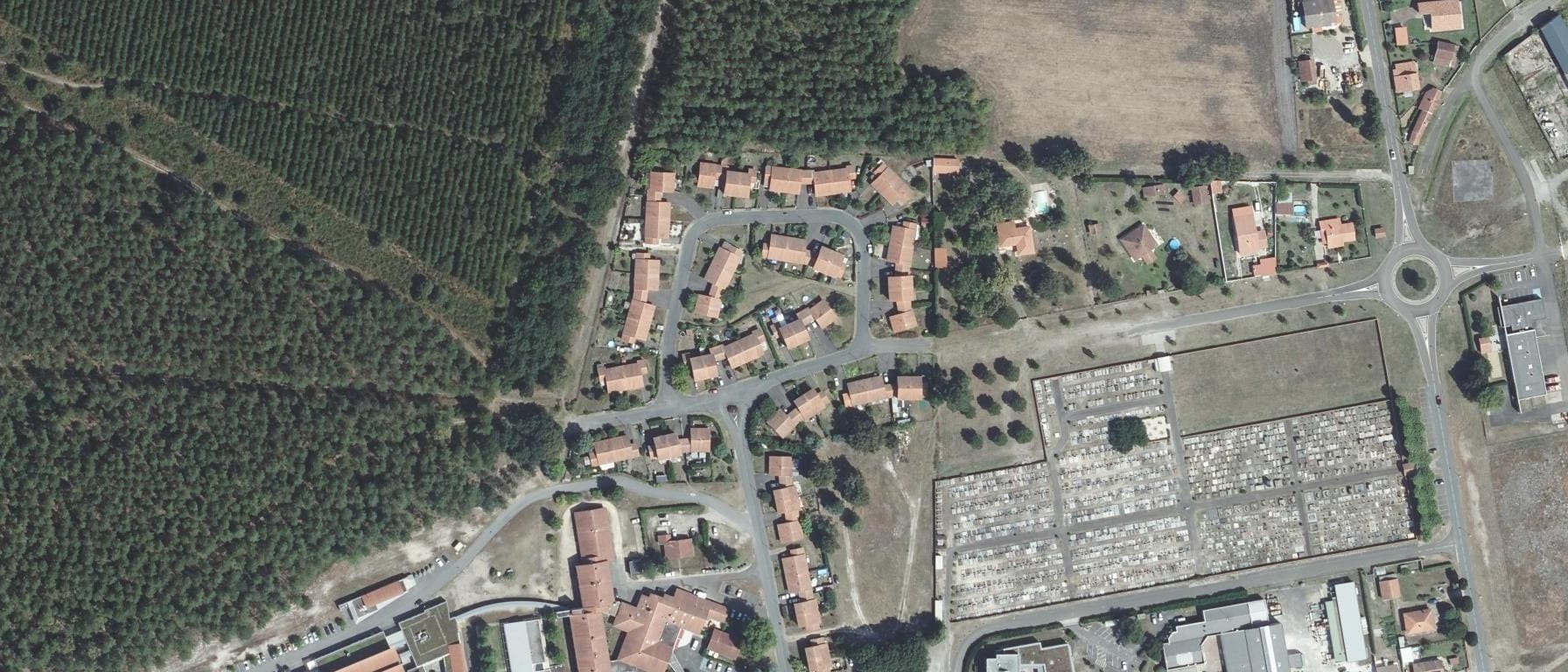 Vue aérienne de Lycée professionnel Des Metiers Du Batiment Jean Garnier