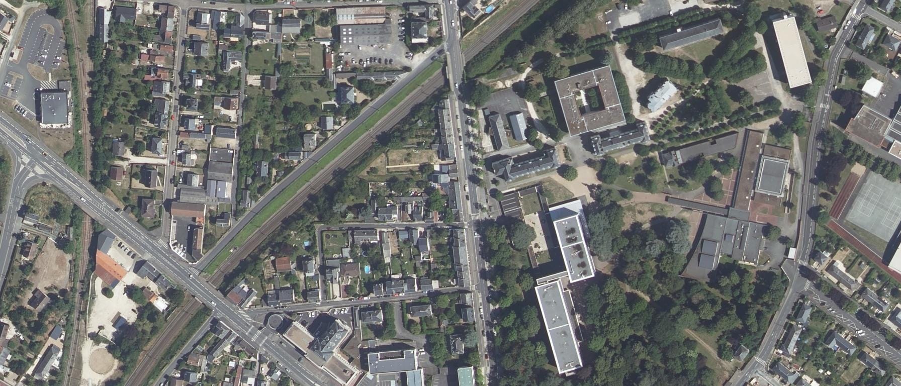 Vue aérienne de Lycée international Robert Badinter