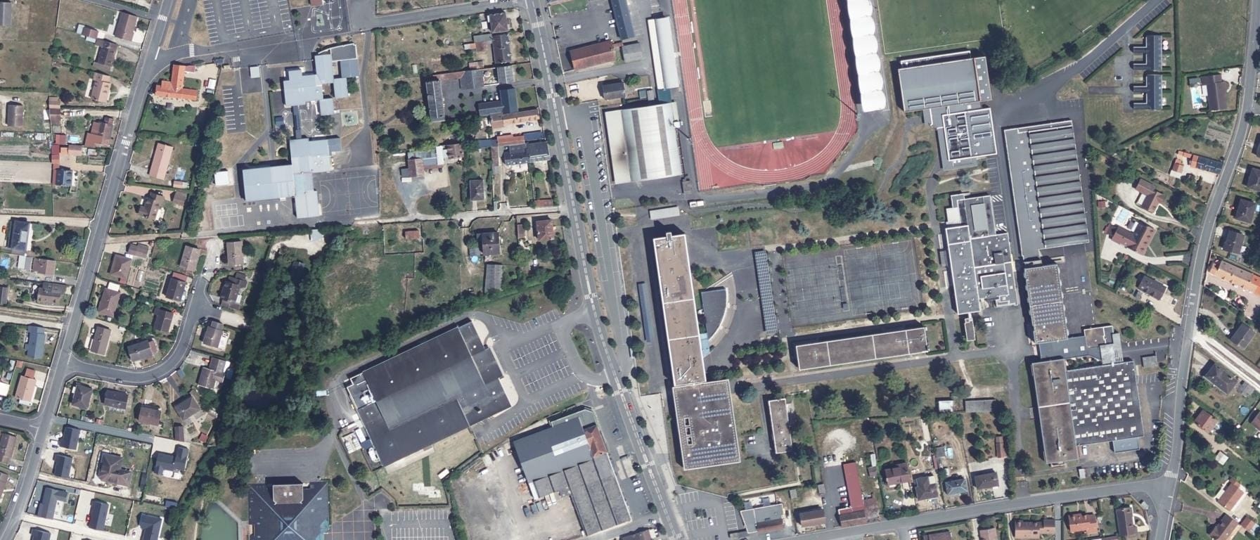Lycée Claude De France