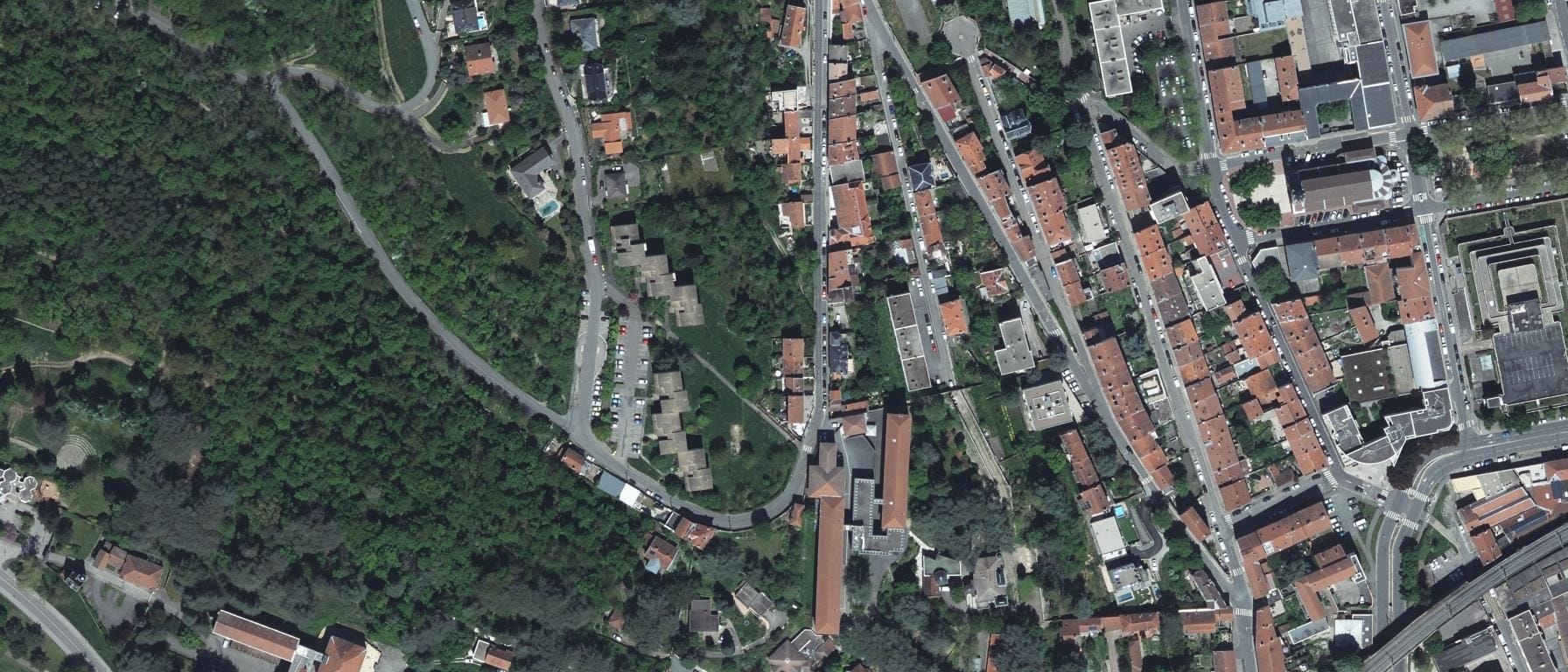 Vue aérienne de Lycée professionnel Benoit Charvet