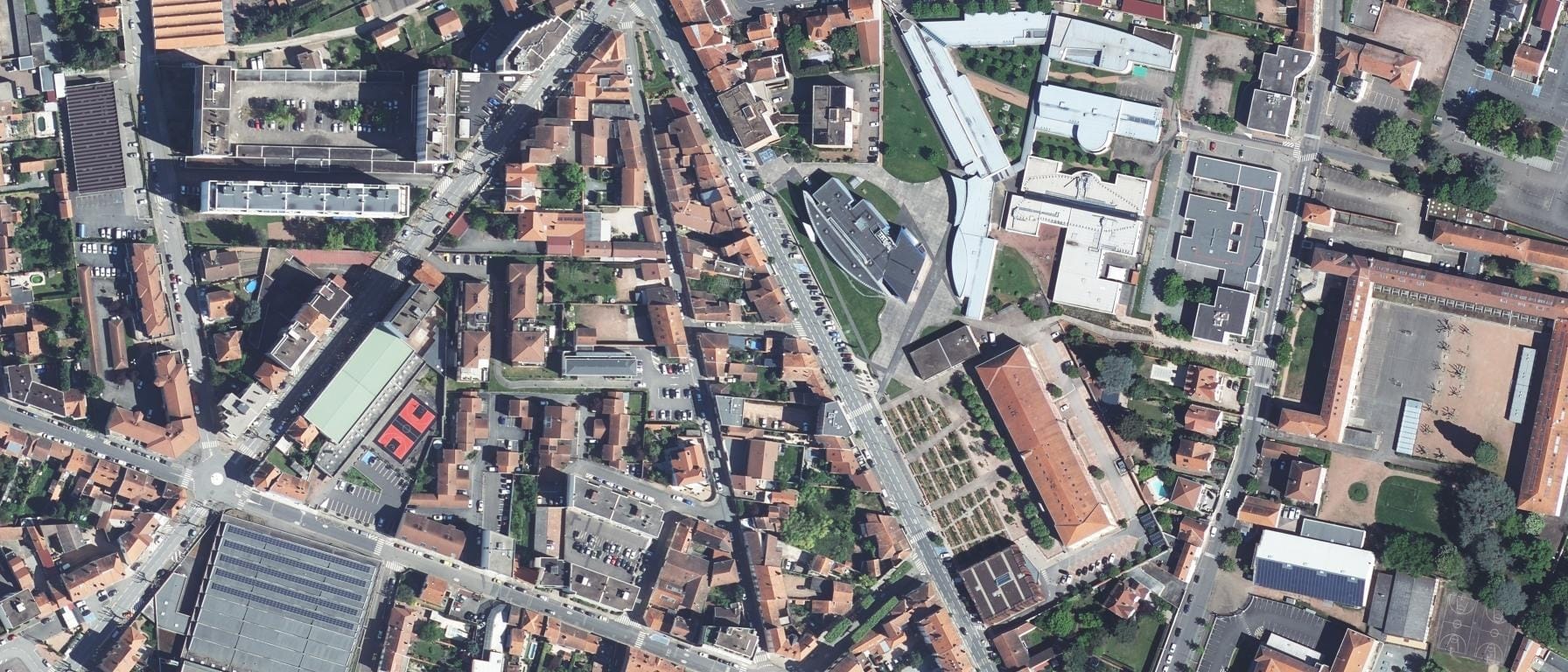 Vue aérienne de I.U.T de Roanne