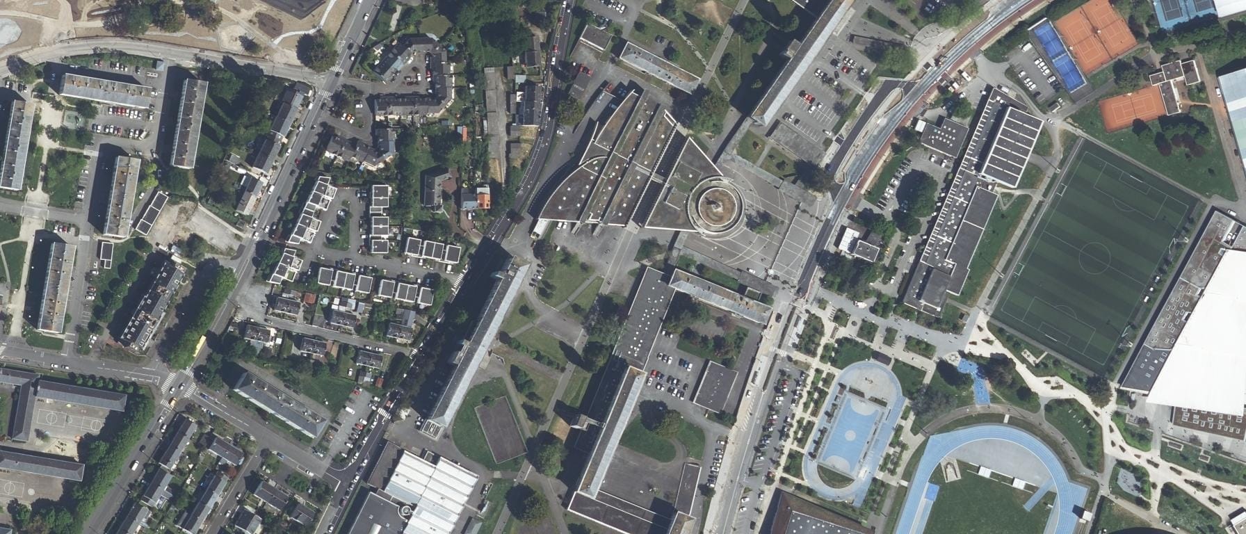 Vue aérienne de LGT Aristide Briand