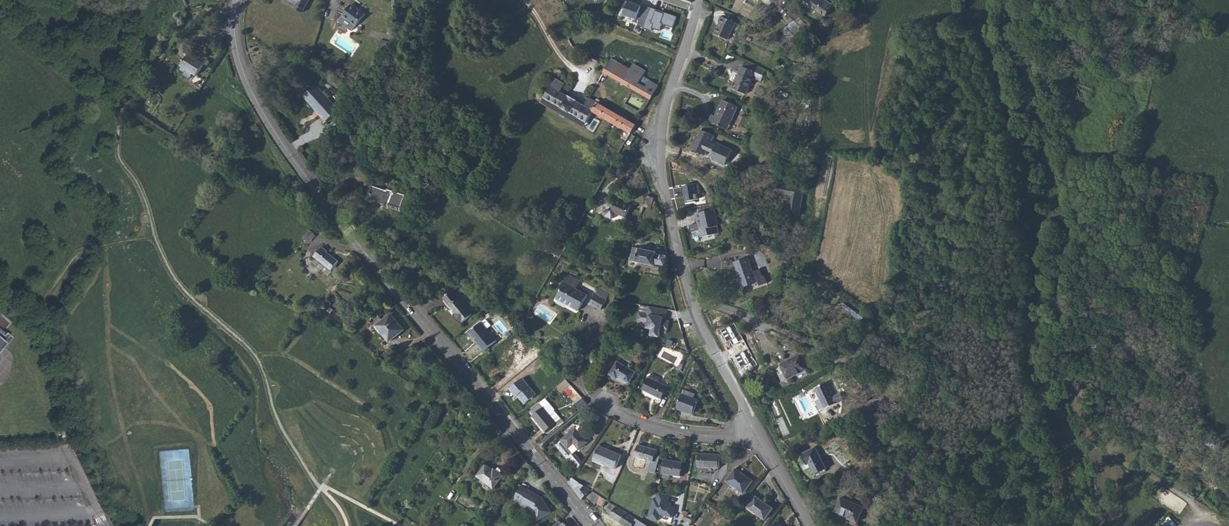 Vue aérienne de CFA des MFR site Saint Etienne de Montluc