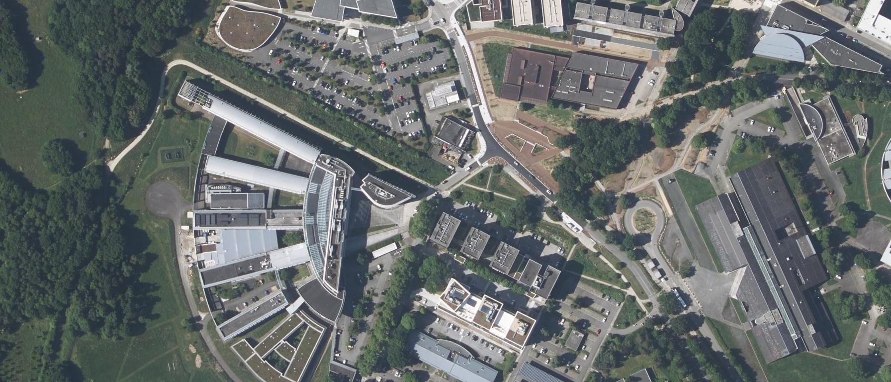 Vue aérienne de ESILV Prépa intégrée École d'ingénieurs généraliste