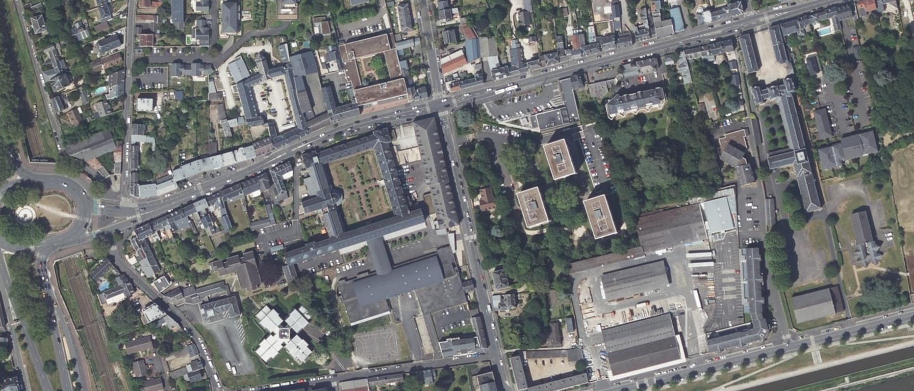 Vue aérienne de CMA FORMATION - Site d'Orléans
