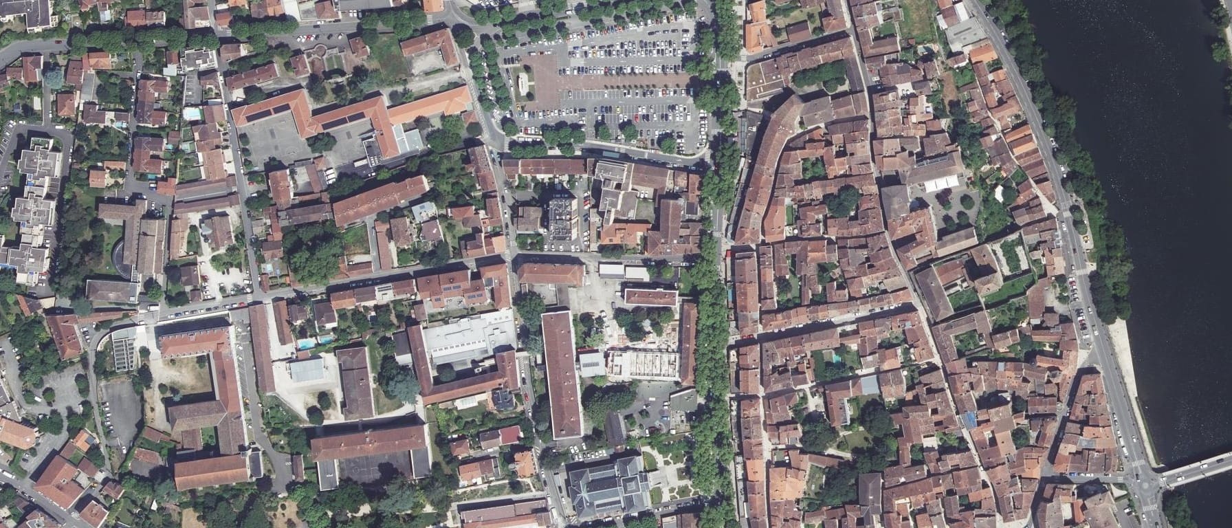 Vue aérienne de Lycée Clement Marot - CFA Public Education Nationale