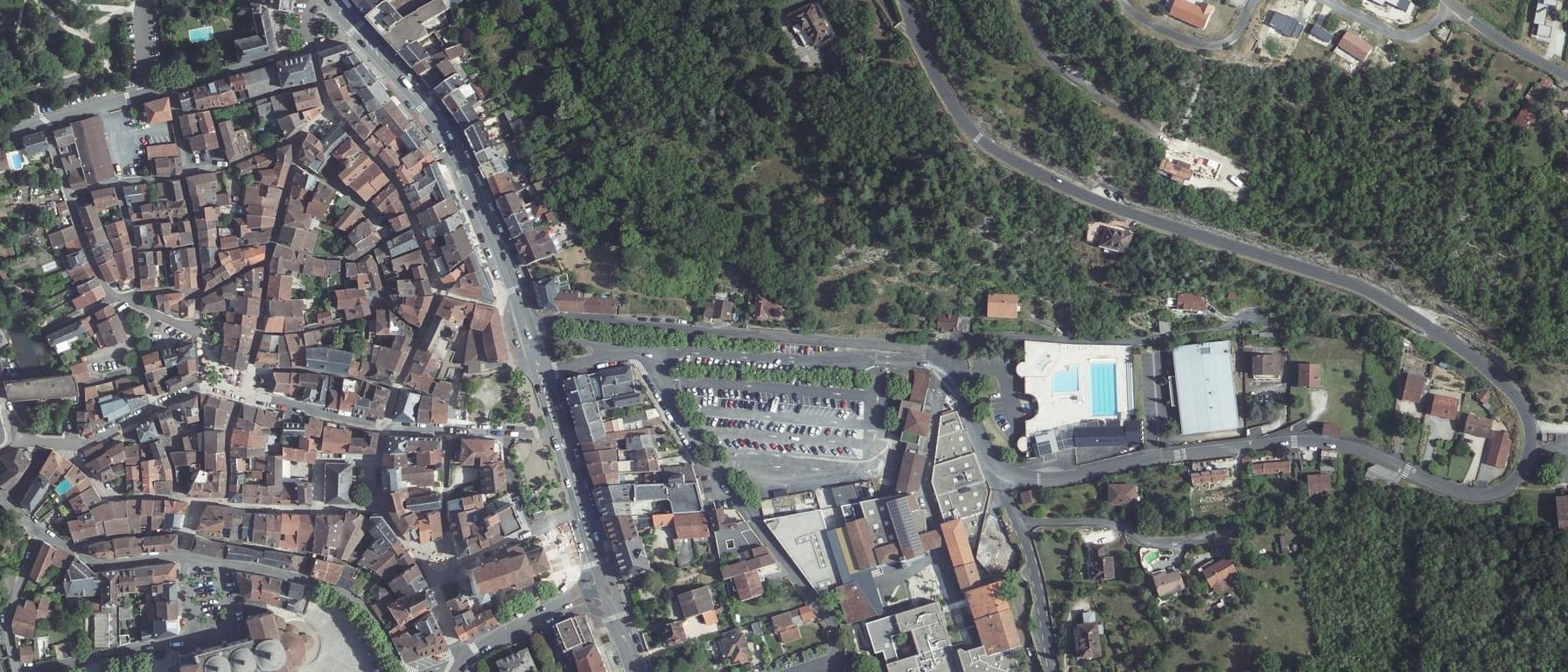 Vue aérienne de Lycée Louis Vicat - CFA Public Education Nationale
