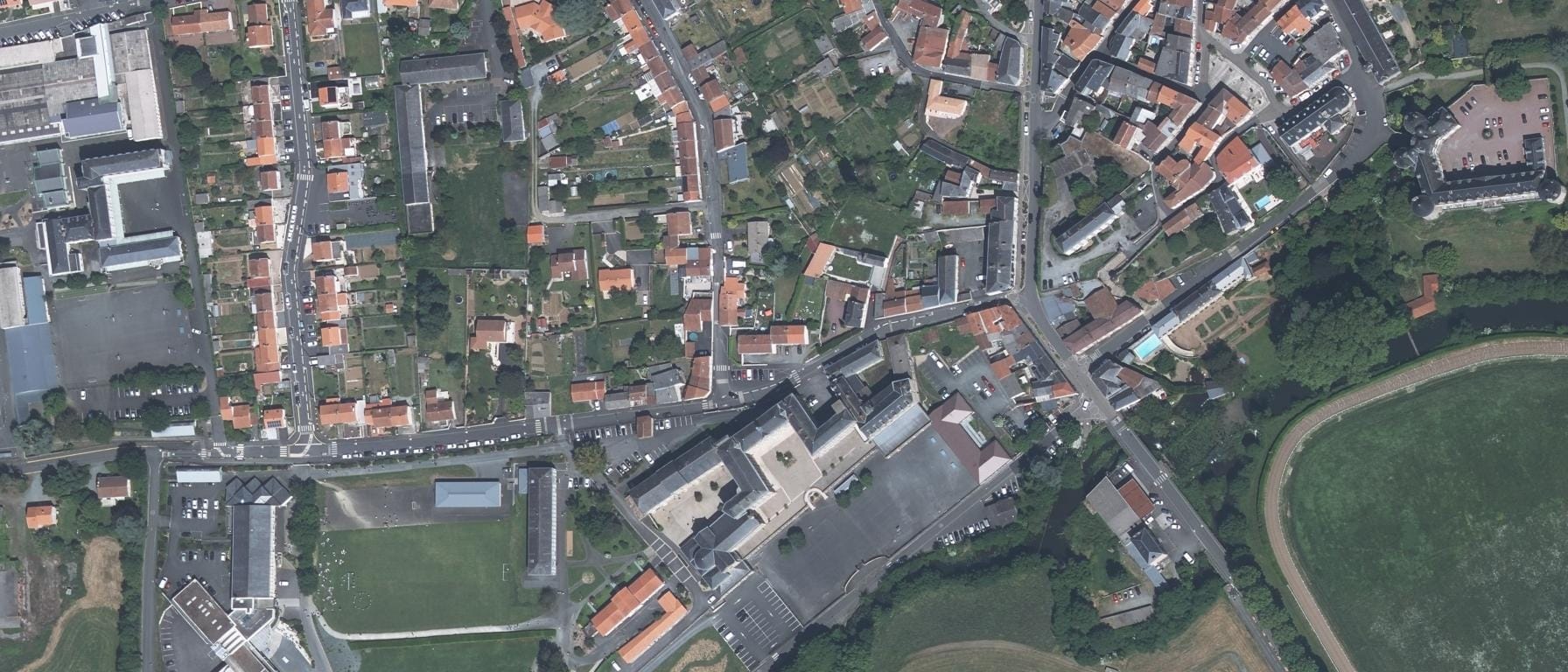 Vue aérienne de LGT Dom Sortais